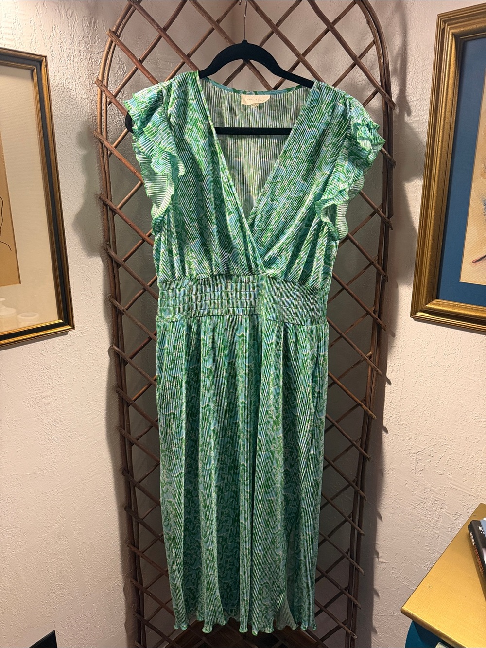 MELLODAY Green Patterned V-Neck Midi Dress